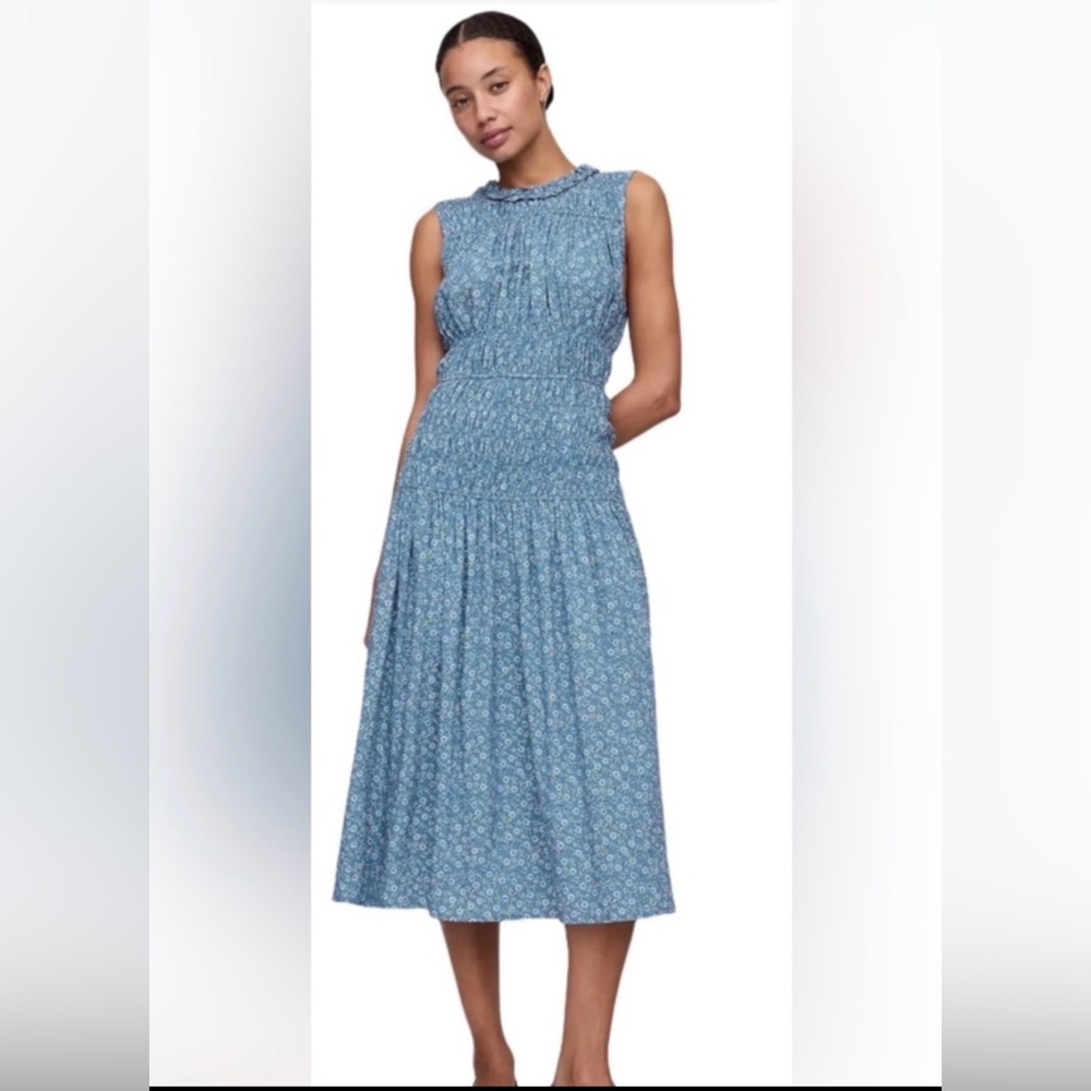 Gap Blue Floral Smocked Waist Midi Dress Sleeveless Ruffle Neck M - Picture 1 of 10